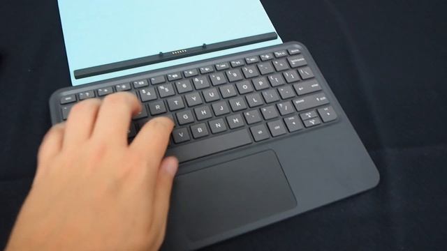 HP Pavilion X2: présentation en français d'un hybride Windows 8 abordable смотреть онлайн
