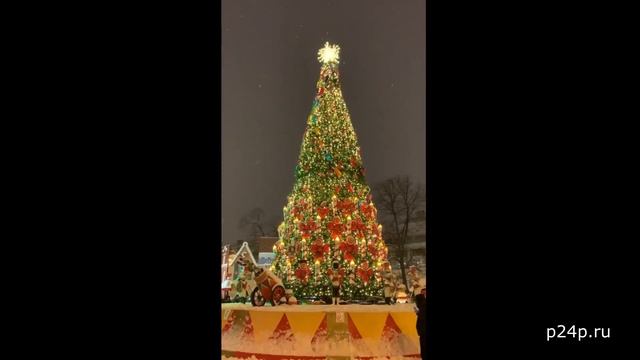 Рождественская ярмарка на Манежной площади в Санкт-Петербурге смотреть онлайн
