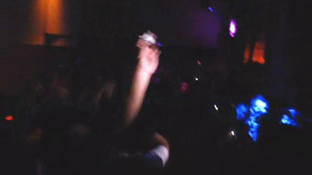 Tus - Μουνόδουλος | Tus - Moundoulos (Live στο Σύνταγμα)
