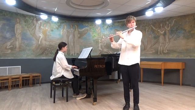 Ж.Массне "Размышление" Исполняет: Болтовская Анна (8 класс) фортепиано, Мартынов Дмитрий (флейта) смотреть онлайн