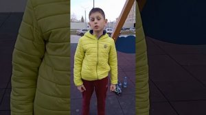 Как научиться прыгать с качелей?
