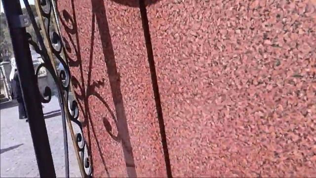 Идем к самой старой церкви в Черновцах смотреть онлайн