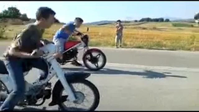 honda mb vs town mate смотреть онлайн
