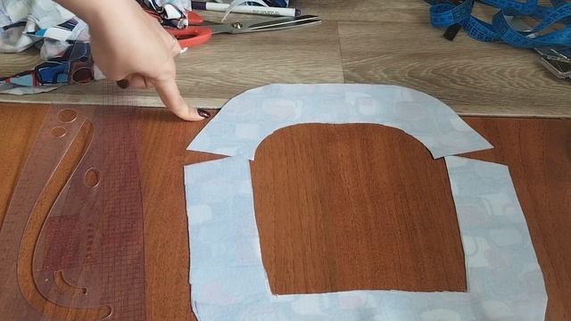 Футболка с квадратным вырезом. Просто кроить, быстро шить, легко носить. смотреть онлайн