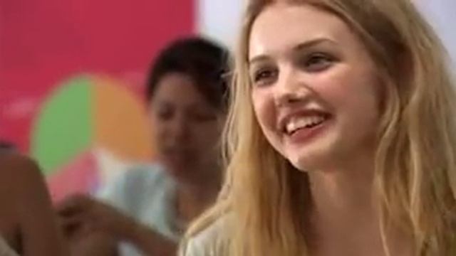 Молокососы [SKINS] [1 Сезон 2 Серия] CASSIE