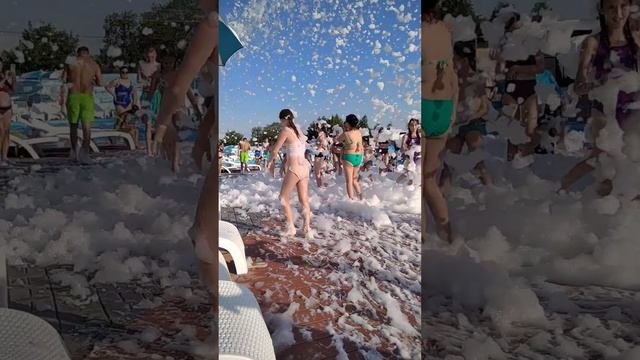 город Энгельс аквапарк Новый породис. смотреть онлайн