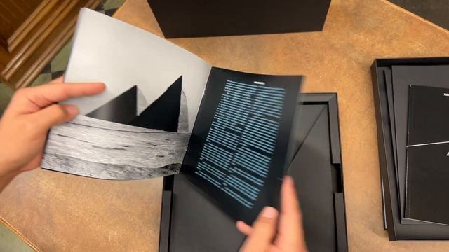Unboxing Pink Floyd The Dark Side of the Moon 50th Anniversary Edition Contents and Quality Review смотреть онлайн