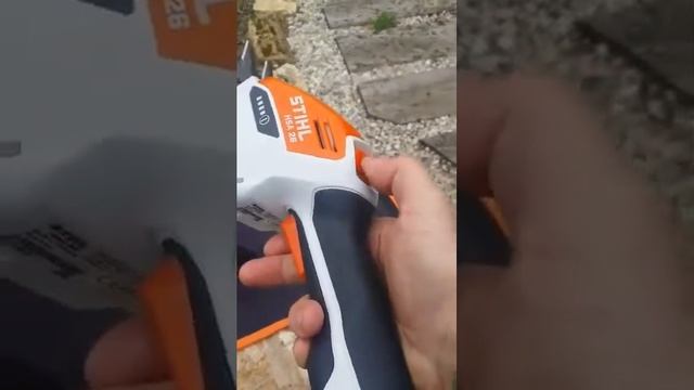 Nożyce do krzewów i trawy Stihl HSA 26 смотреть онлайн