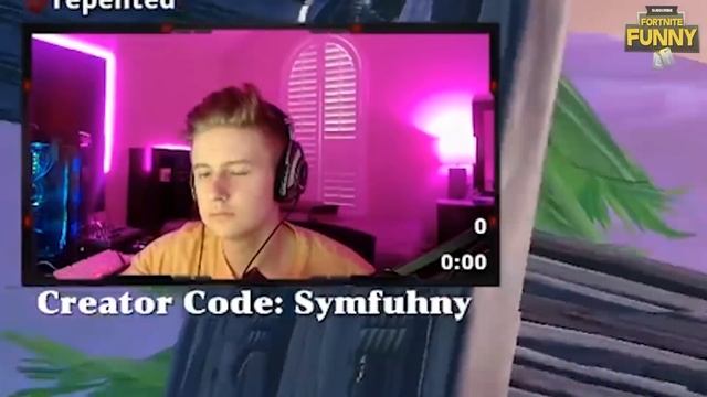 STREAMERS REACT TO *NEW* GIANT PRESENTS ITEM! (LEGENDARY LOOT!) смотреть онлайн