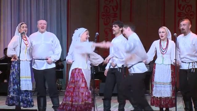 Государственный ансамбль казачьей песни Криница г Краснодар Ох! Как пойду я смотреть онлайн
