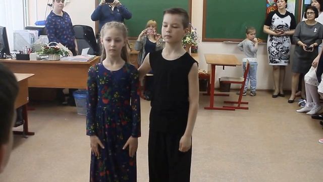 Миша и Арина. Выпускной. Помолимся за родителей (С.Павлиашвили) смотреть онлайн