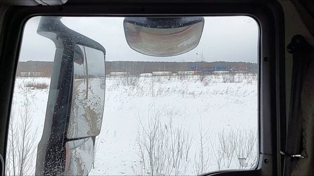 ПРИЕХАЛ НА ВЫГРУЗКУ. ФУРУ ВЫТАСКИВАЮТ ТРАКТОРОМ. МОСКОВСКАЯ ОБЛАСТЬ ВОРСИНО смотреть онлайн