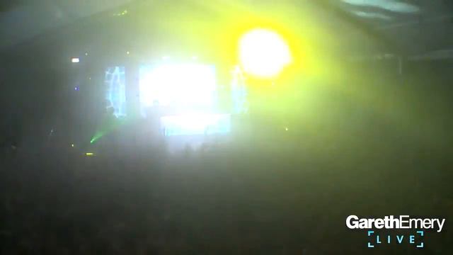 Gareth Emery feat. Christina Novelli – Concrete Angel - LIVE смотреть онлайн