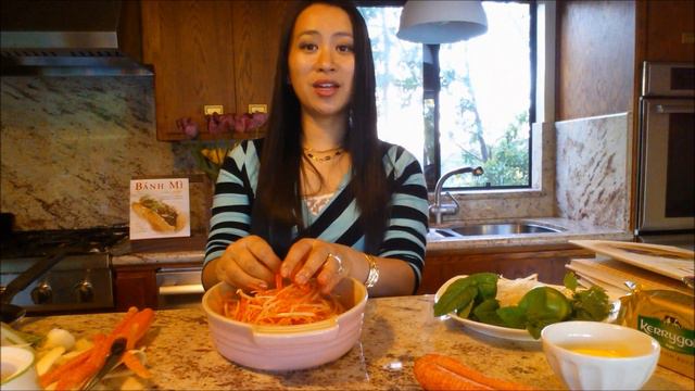 Master the Art of Banh Mi Sandwich Making смотреть онлайн