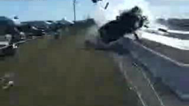 Сумашедшая авария смотреть онлайн