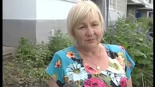 Сады, звери и букашки - во дворе пятиэтажки смотреть онлайн