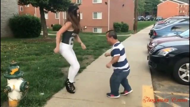 VAZOV- Детка Ламбада 2021 remix NEW Detka Lambada смотреть онлайн