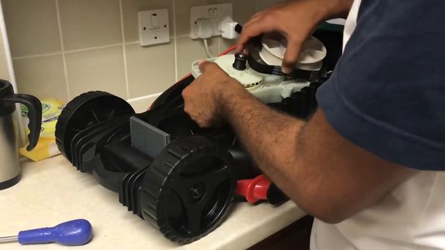 Bosch Rotak 320ER belt replacement смотреть онлайн