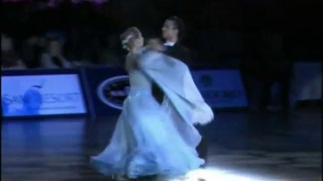 Венский вальс "Феерия": champion's ball 2010 - showcase standart.wmv смотреть онлайн