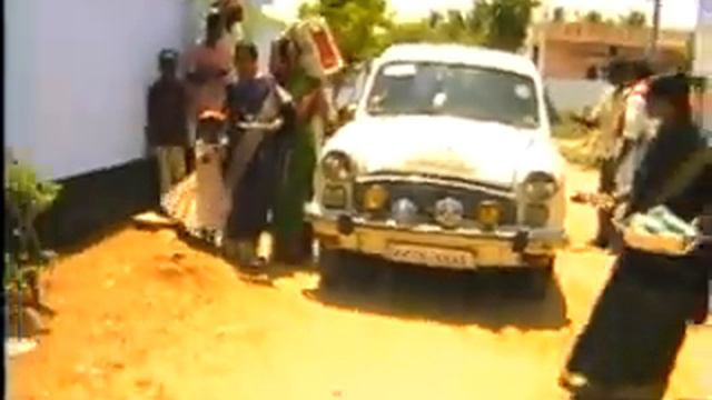 YADAGIRI WEDS PADMA Wedding video 02-05-2004 part - 1 смотреть онлайн