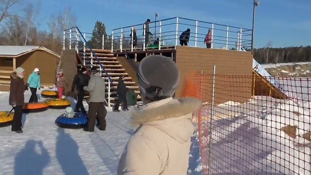 КРЕЩЕНИЕ или смотрим как НЫРЯЮТ в ПРОРУБЬ смотреть онлайн