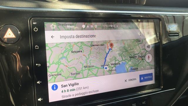 Dasaita Android Head unit per Toyota Auris/Corolla 2015+ with GPS смотреть онлайн