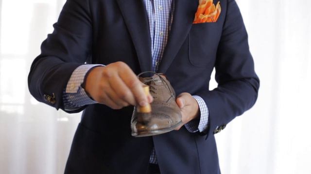 How To Shine Your Shoes