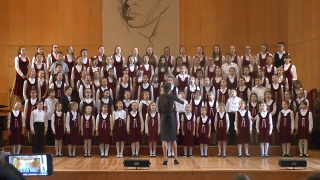 В. Гаврилин, сл. А. Шульгиной "Милая моя мама" смотреть онлайн