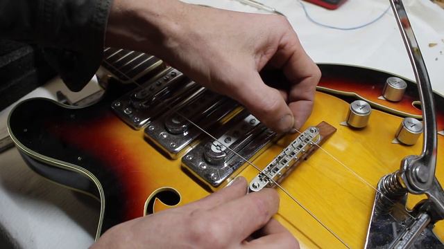 Back to Life! Forgotten Fujigen Guitar Plays Again смотреть онлайн