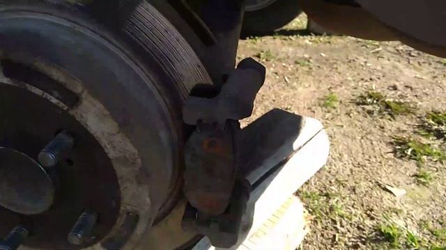 Lifan X60 - колодки ручного тормоза Ч2 смотреть онлайн