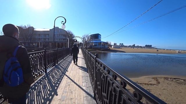 Пляжи, рапаны, виды сверху на город и море Анапа смотреть онлайн