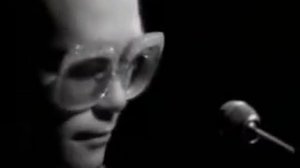 Elton John - Goodbye Yellow Brick Road