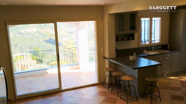 Contemporary Neo-Provençale Villa with sea & mountain views on French Riviera - Ref.: 118175RNW06 смотреть онлайн