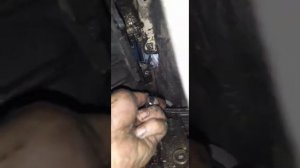 Как снять рулевую рейку  с гуром ауди 80 б4 2.0