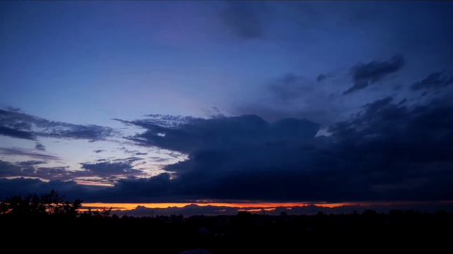 Закатное небо с колокольни| Муром смотреть онлайн