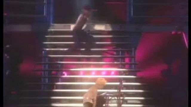 Madonna - 02. Open Your Heart (The Blond Ambition Tour)