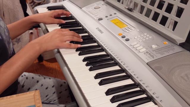 learning how to play phoebe bridger's punisher смотреть онлайн