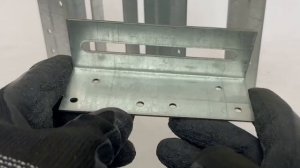 Уголок скользящий оцинкованный 40х40х120 мм. Обзор изделия от компании BILTI