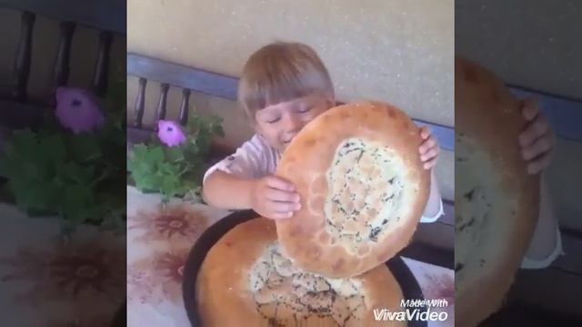 Плов с нутом и горячие лепешки от нохчо? смотреть онлайн