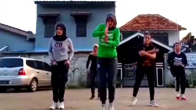 Zumba/Dance/fitness/senam harian 4 смотреть онлайн