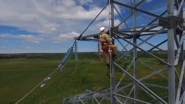 Жесткие анкерные линии (ЖАЛ) на решетчатых опорах ЛЭП смотреть онлайн