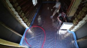 Процесс укладки водяного теплого пола: от подложки до стяжки