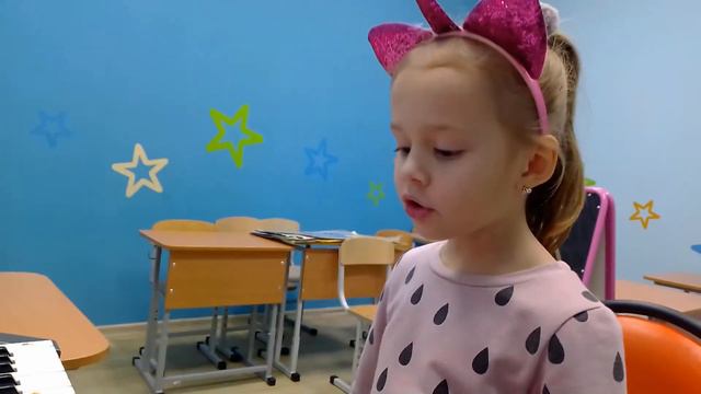 Soft Mozart Academy: Ксения (5), звукоряд от ноты ДО смотреть онлайн