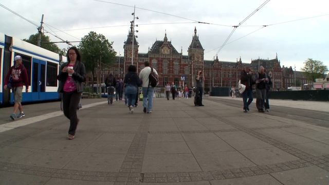 Train Travel Channel - Amsterdam Centraal Station смотреть онлайн
