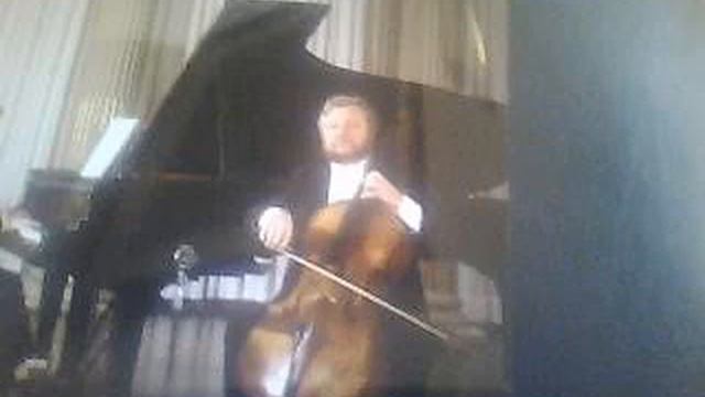 Bach gavotte sesta suite per violoncello Andrea Amadio смотреть онлайн