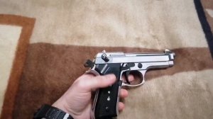 Копия Beretta F92 стартовый пистолет Blow F92 aftomatyck.