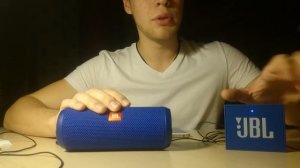 Как подключить две колонки к одному телефону?