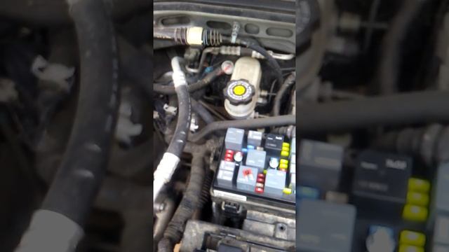 2005 Chevy Equinox ignition cylinder/fuse box смотреть онлайн