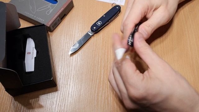 Обзор ножей Victorinox Alox смотреть онлайн