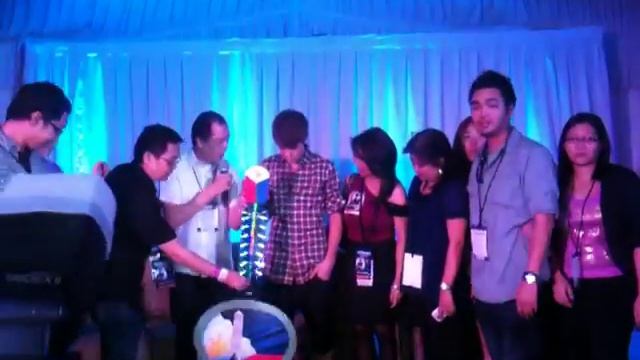 Justin Bieber awarded 7x Platinum Award by MCA Music Inc. смотреть онлайн